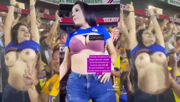 tigres vs pachuca ทวิตเตอร์ที่เป็นViral สาวเปิดนมโชว์ในสนามแข่งบอลเป็นข่าวดังไปทั่วเลยในอเมริกานมโครตใหญ่นมขาวมาก