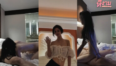 สาวร่างบางเต้นยั่วๆก่อนที่จะโดนจับเย็ด เอาควยมาอมให้จนเสียวแล้วขึ้นขย่มโยกเอวบดควยให้แบบไม่ยั้งครางออกมาอย่างดัง