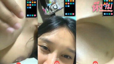 น้องเรน สาวขี้เงี่ยน มาชวนแฟนหนุ่มนัดคอลเสียวหลังไม่ได้เจอกันนานเลยมาตั้งกล้องนอนแก้ผ้าแล้วเขี่ยหัวนมโชว์เสียวโครตเด็ดจัดๆ ลีลาอย่างเด็ดอ้อนเย็ดโครตเด็ดจัดๆแล้วมาแหวกขาติ้วหีโครตดี